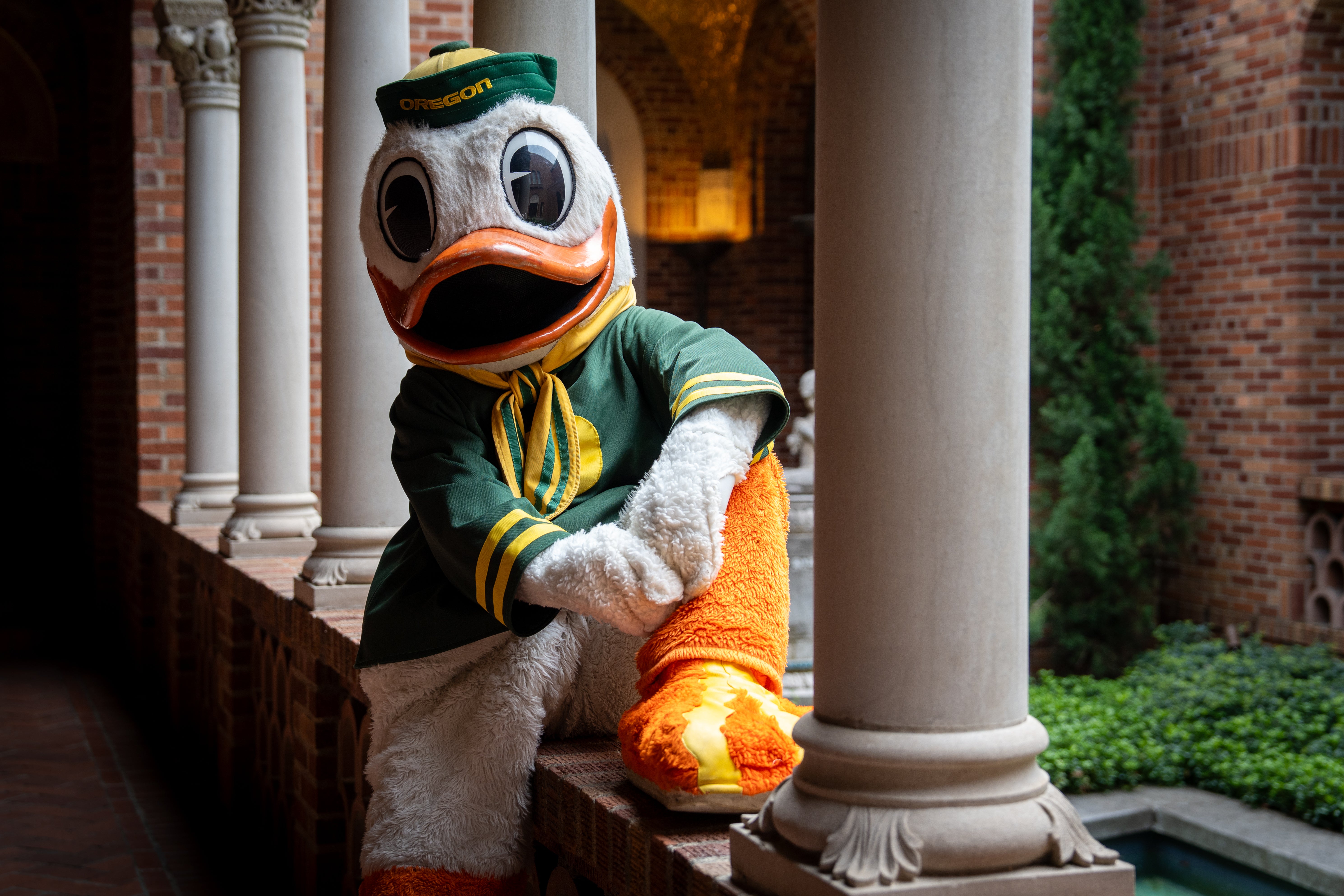 The Oregon Duck in the Prince Lucien Campbell Memorial Courtyard